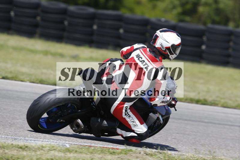 /Archiv-2025/12 30.04.2025 Speer Racing ADR/Gruppe gruen/911